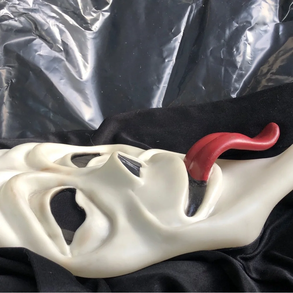 Easter Unlimited Vintage Scream Ghost Face Whassup Mask Fun World OS